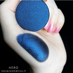 Neve Cosmetics Single Eyeshadow Shades of Blue - Hero