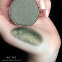 Single Eyeshadow Shades of color from yellow to orange to green - Retrò