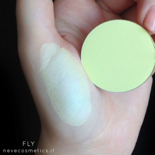 Single Eyeshadow Shades of color from yellow to orange to green - Fly