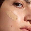 MÁDARA Organic Skincare SKINONYM Semi-Matte Peptide Foundation - 35 True Beige