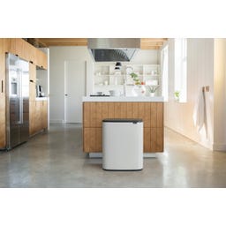 Brabantia Bo Touch Bin, 2 x 30 Liter - White