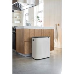 Brabantia Bo Touch Bin, 2 x 30 Liter - White