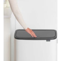 Brabantia Bo Touch Bin, 2 x 30 Liter - White