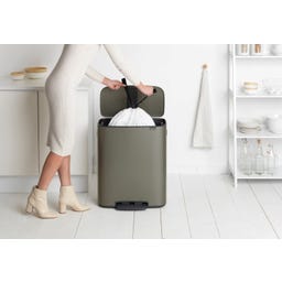 Bo Treteimer mit Kunststoffeinsatz, 60 Liter - Platinum