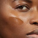 MÁDARA Organic Skincare SKINONYM Semi-Matte Peptide Foundation