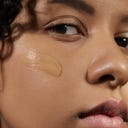 MÁDARA Organic Skincare SKINONYM Semi-Matte Peptide Foundation