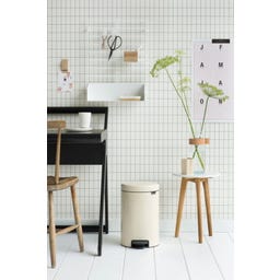 Pedalsoptunna Newicon 12 L med Plastinsats