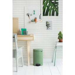 Pedalsoptunna Newicon 12 L med Plastinsats