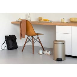 Pedalsoptunna Newicon 12 L med Plastinsats