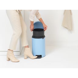 Pedalsoptunna Newicon 12 L med Plastinsats