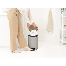 NewIcon - Pattumiera a Pedale 20 L con Inserto in Plastica