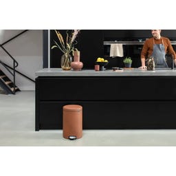 NewIcon - Pattumiera a Pedale 20 L con Inserto in Plastica
