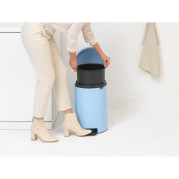 NewIcon - Pattumiera a Pedale 20 L con Inserto in Plastica