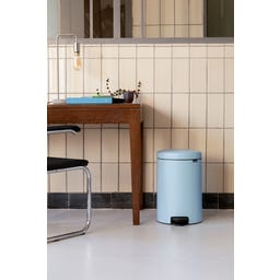 NewIcon - Pattumiera a Pedale 20 L con Inserto in Plastica