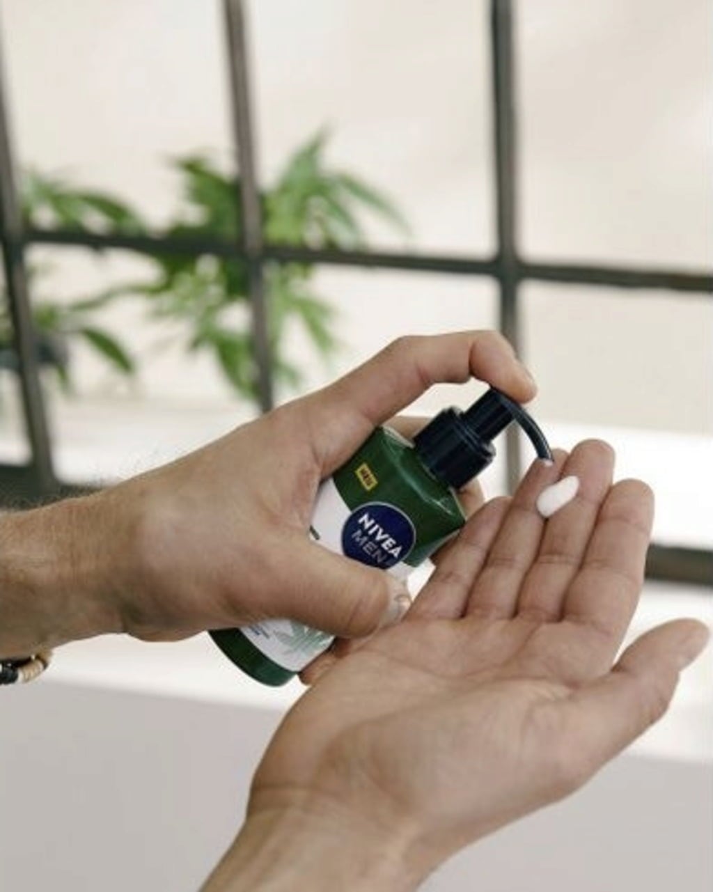 NIVEA Baume Visage & Barbe MEN Sensitive Pro - 150 ml