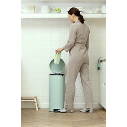 Brabantia NewIcon Pedaalemmer, 30 Liter