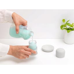 Brabantia Mosogatókefe adagolóval