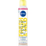 NIVEA Suhi šampon Fresh Revive svetli toni las