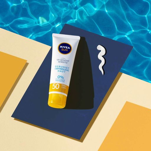 NIVEA Creme SUN UV Rosto Sensitive FPS50 - 50 ml